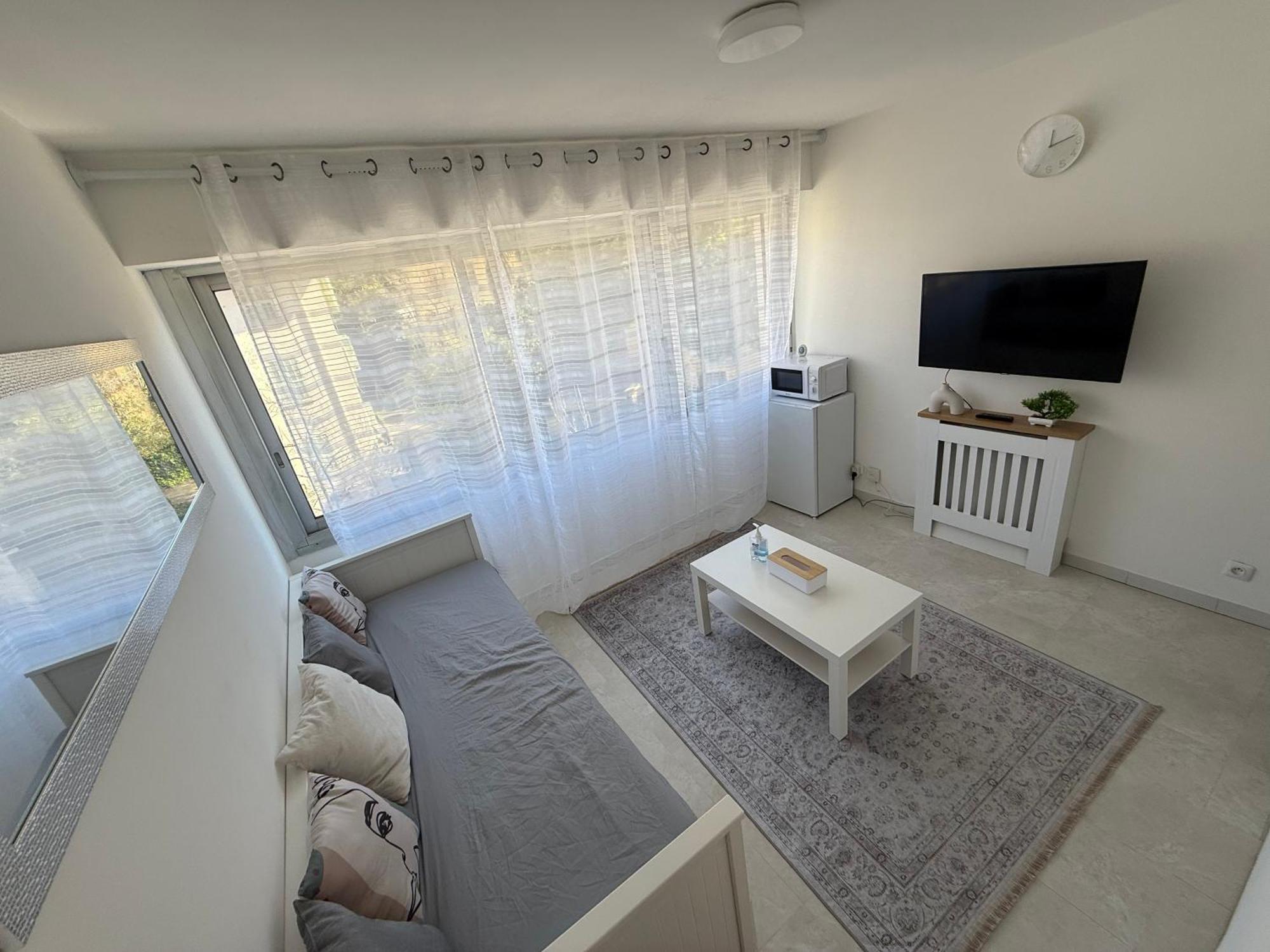 Studio Cosy Entierement Equipe Nice Buitenkant foto